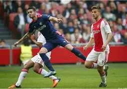 乐鱼体育官网-阿贾克斯内部会议纪要流出：今晨更衣室发声，社区盾使命明确，高层口径保持一致(阿贾克斯官网)