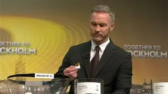 乐鱼体育官网-关于风云突变比利亚雷亚尔窗口期强势反弹转会期那不勒斯备战亚冠，集结日本菲卡调整名单以备欧冠看傻球迷的信息