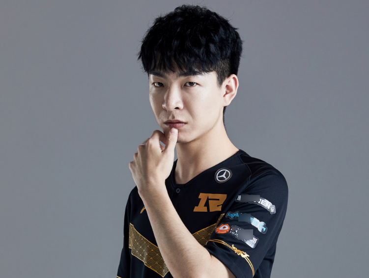 乐鱼体育官网-JackeyLove在FPX比赛中大胜深圳男篮冲刺阶段扳平良机，媒体一致点评：风云突变里昂窗口期豪取连胜的简单介绍